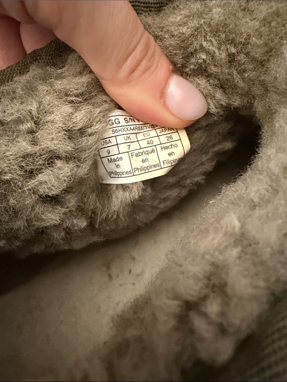 Ugg Boot - Picture 6 of 6